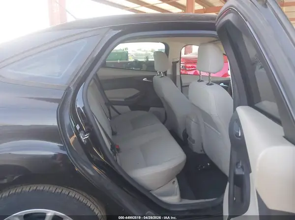 1FADP3F24JL205365 2018 FORD FOCUS - Image 8
