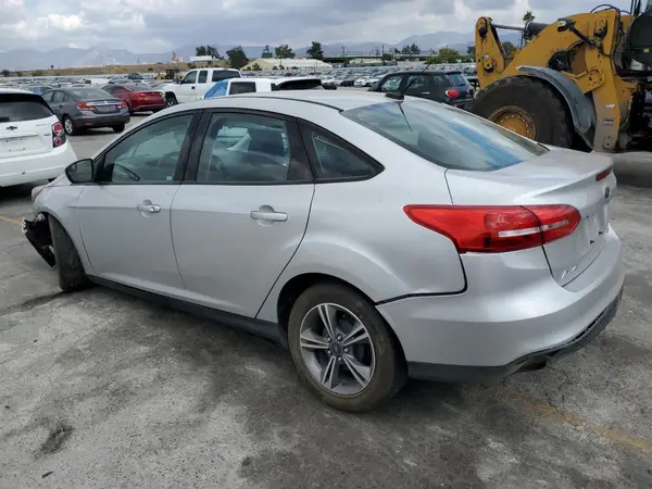 1FADP3F24JL217368 2018 FORD FOCUS - Image 2