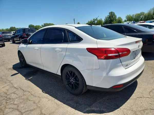1FADP3F24JL218388 2018 FORD FOCUS - Image 2