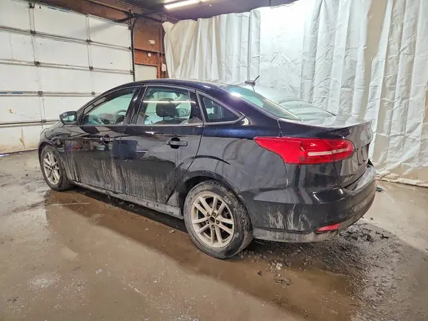 1FADP3F24JL221100 2018 FORD FOCUS - Image 2