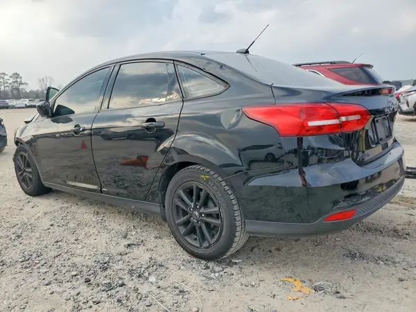 1FADP3F24JL235742 2018 FORD FOCUS - Image 2