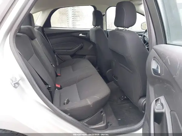 1FADP3F24JL245901 2018 FORD FOCUS - Image 8