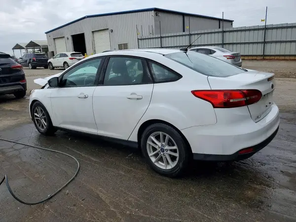 1FADP3F24JL255490 2018 FORD FOCUS - Image 2