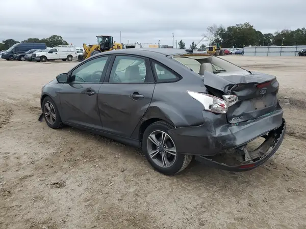 1FADP3F24JL256638 2018 FORD FOCUS - Image 2