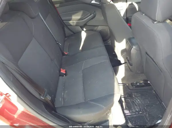 1FADP3F24JL267185 2018 FORD FOCUS - Image 8