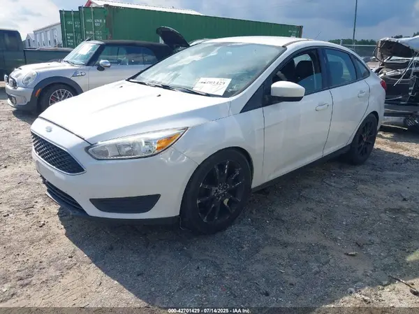 1FADP3F24JL280499 2018 FORD FOCUS - Image 2