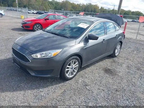 1FADP3F24JL288568 2018 FORD FOCUS - Image 2