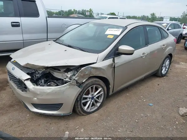 1FADP3F24JL295455 2018 FORD FOCUS - Image 2