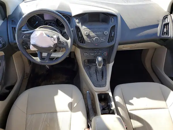 1FADP3F24JL299943 2018 FORD FOCUS - Image 8