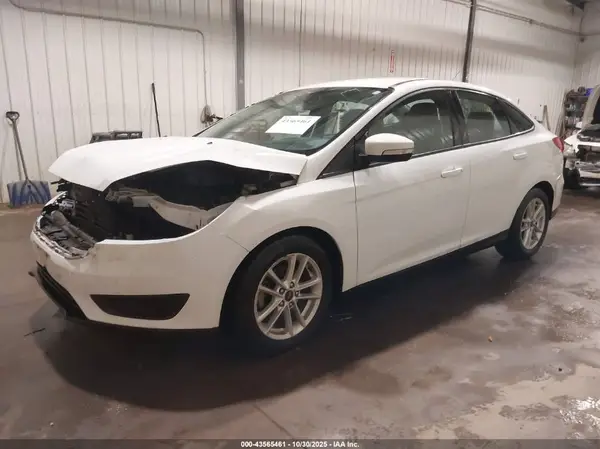 1FADP3F24JL303747 2018 FORD FOCUS - Image 2