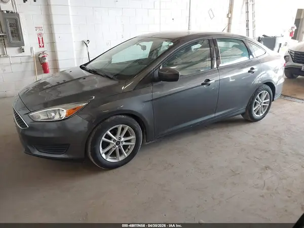 1FADP3F24JL327384 2018 FORD FOCUS - Image 2