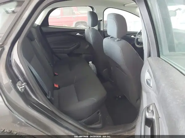 1FADP3F24JL327384 2018 FORD FOCUS - Image 8