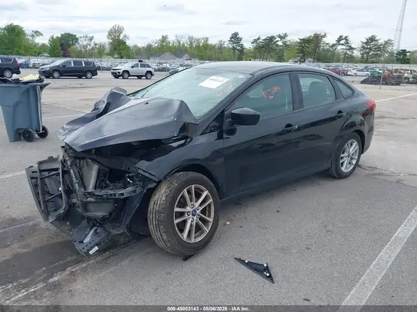 1FADP3F24JL327515 2018 FORD FOCUS - Image 2