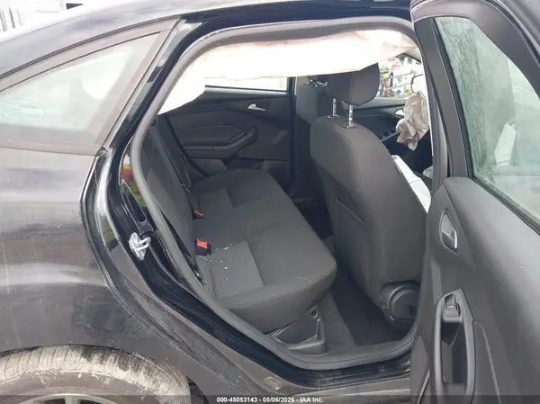 1FADP3F24JL327515 2018 FORD FOCUS - Image 8