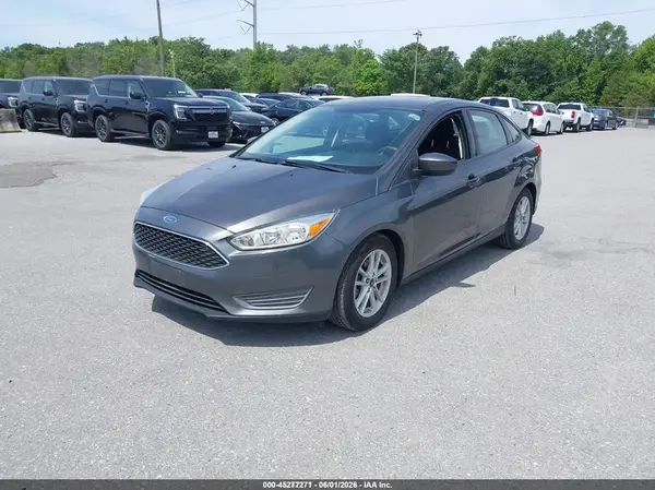1FADP3F24JL328003 2018 FORD FOCUS - Image 2