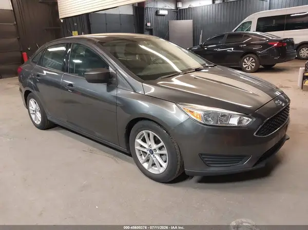 1FADP3F24JL328230 2018 FORD FOCUS - Image 1