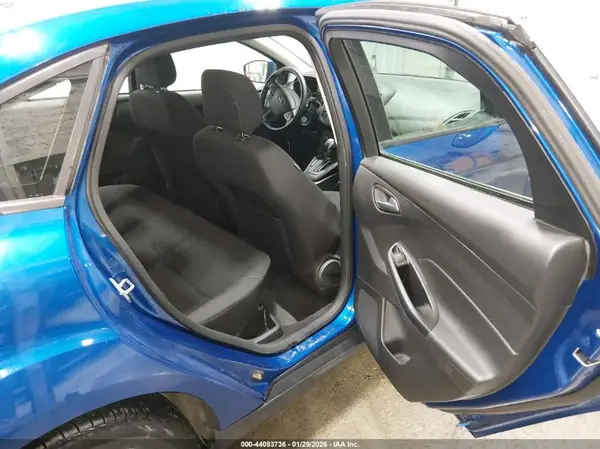 1FADP3F24JL329099 2018 FORD FOCUS - Image 8