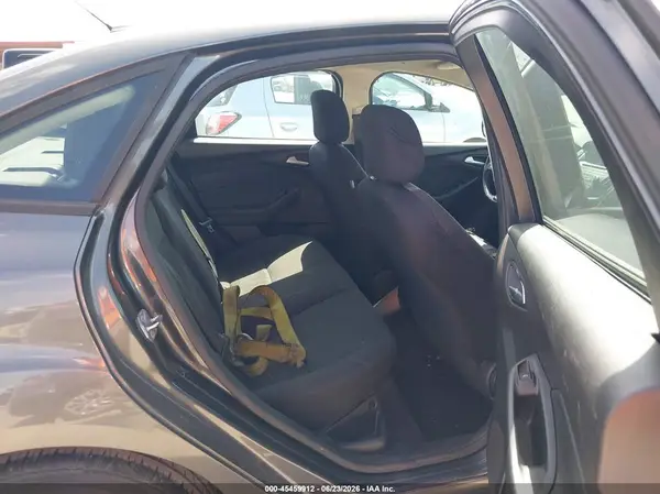 1FADP3F25GL215895 2016 FORD FOCUS - Image 8