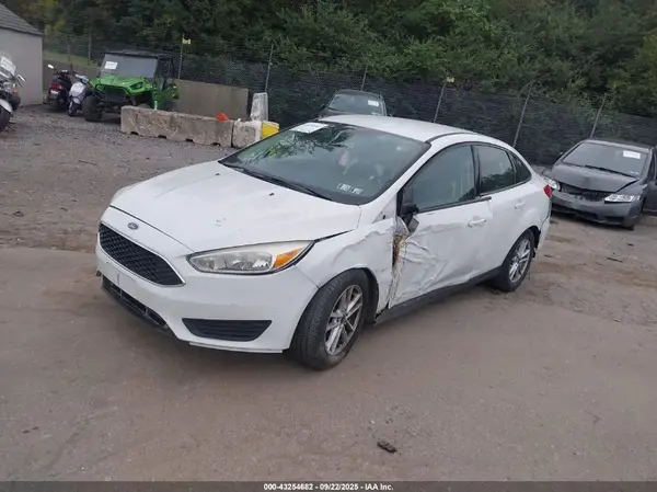 1FADP3F25GL216271 2016 FORD FOCUS - Image 2