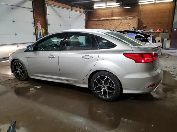 1FADP3F25GL219154 2016 FORD FOCUS - Image 2