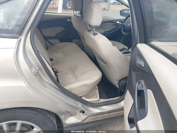 1FADP3F25GL262568 2016 FORD FOCUS - Image 8