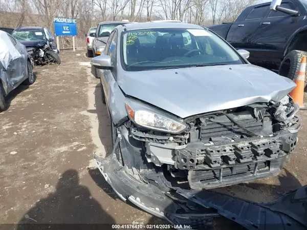 1FADP3F25GL277832 2016 FORD FOCUS - Image 1