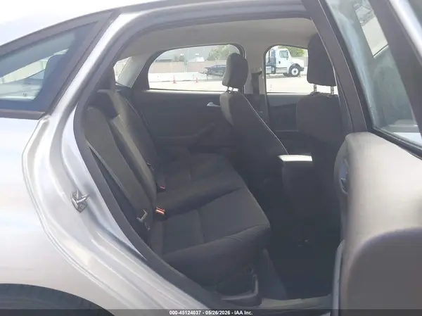 1FADP3F25GL279211 2016 FORD FOCUS - Image 8