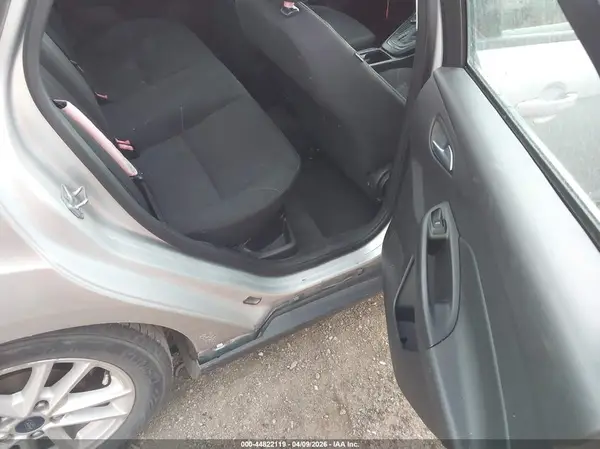 1FADP3F25GL291164 2016 FORD FOCUS - Image 8