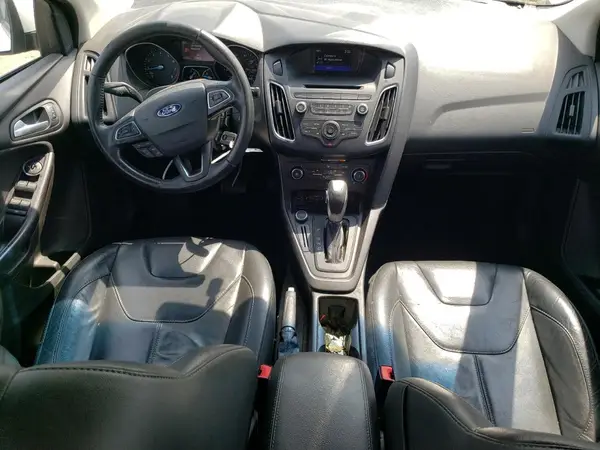 1FADP3F25GL299734 2016 FORD FOCUS - Image 8