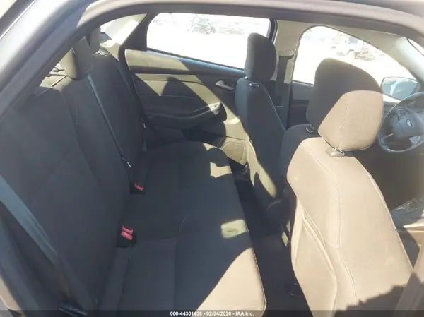 1FADP3F25GL303121 2016 FORD FOCUS - Image 8