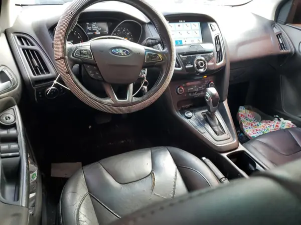 1FADP3F25GL304527 2016 FORD FOCUS - Image 8