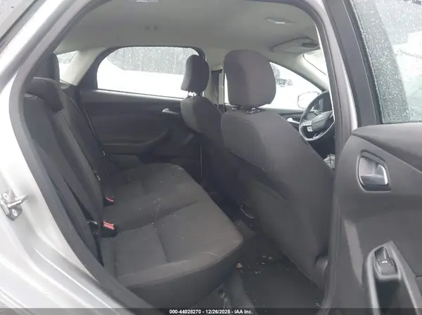 1FADP3F25GL320128 2016 FORD FOCUS - Image 8