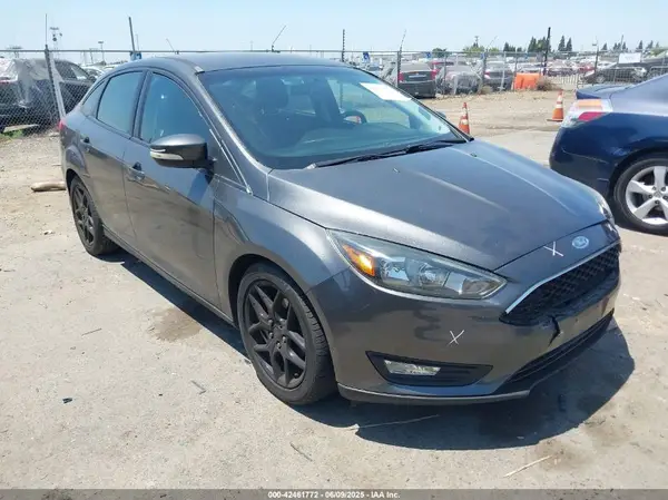 1FADP3F25GL329217 2016 FORD FOCUS - Image 1