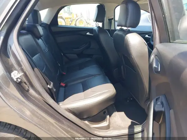 1FADP3F25GL329217 2016 FORD FOCUS - Image 8