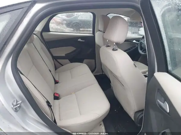 1FADP3F25GL368258 2016 FORD FOCUS - Image 8