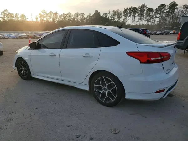 1FADP3F25GL385612 2016 FORD FOCUS - Image 2