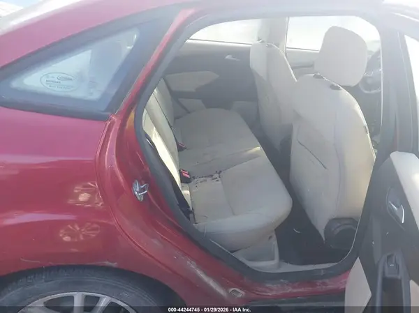 1FADP3F25GL389675 2016 FORD FOCUS - Image 8