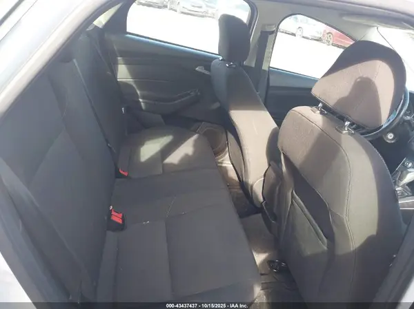 1FADP3F25GL393936 2016 FORD FOCUS - Image 8