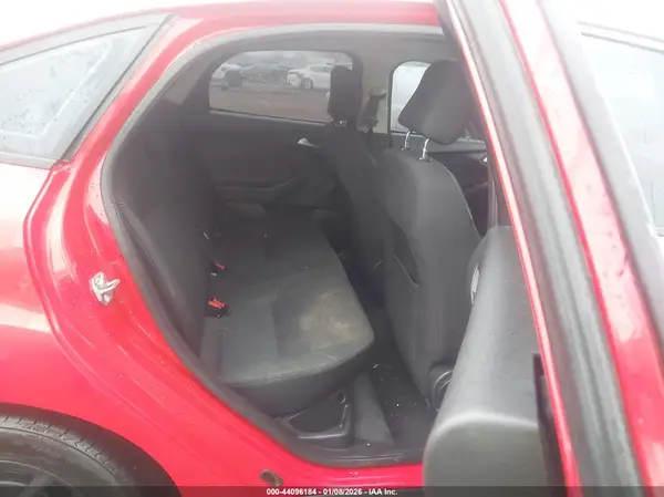 1FADP3F25HL202064 2017 FORD FOCUS - Image 8