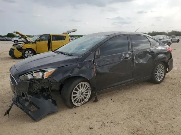 1FADP3F25HL210245 2017 FORD FOCUS - Image 1