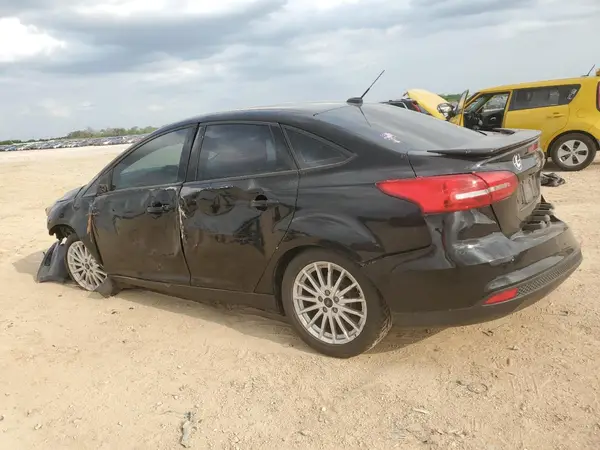 1FADP3F25HL210245 2017 FORD FOCUS - Image 2