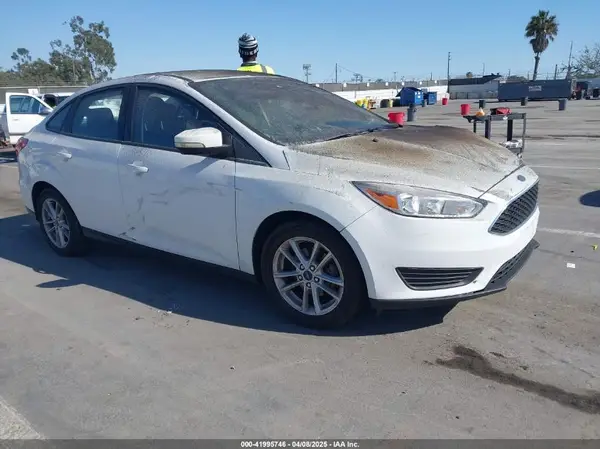 1FADP3F25HL221763 2017 FORD FOCUS - Image 1