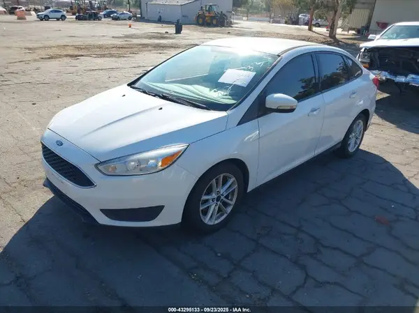1FADP3F25HL230592 2017 FORD FOCUS - Image 2