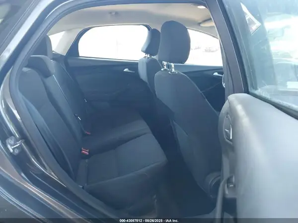 1FADP3F25HL230883 2017 FORD FOCUS - Image 8