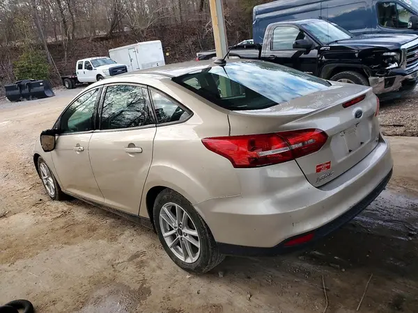 1FADP3F25HL235825 2017 FORD FOCUS - Image 2