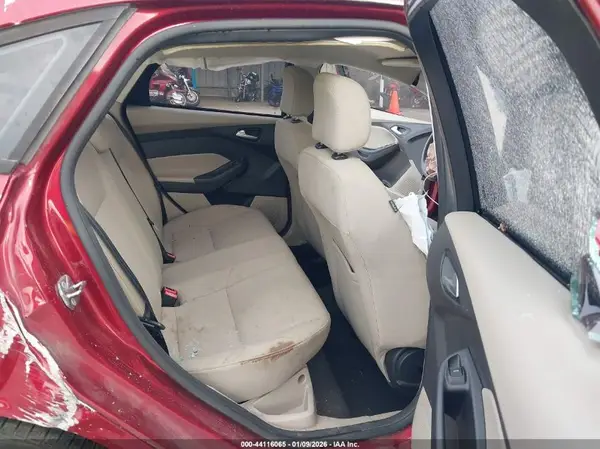 1FADP3F25HL244640 2017 FORD FOCUS - Image 8