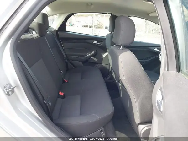 1FADP3F25HL281414 2017 FORD FOCUS - Image 8