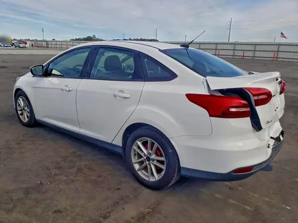 1FADP3F25HL287004 2017 FORD FOCUS - Image 2