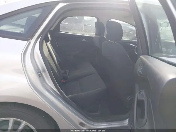 1FADP3F25HL291733 2017 FORD FOCUS - Image 8