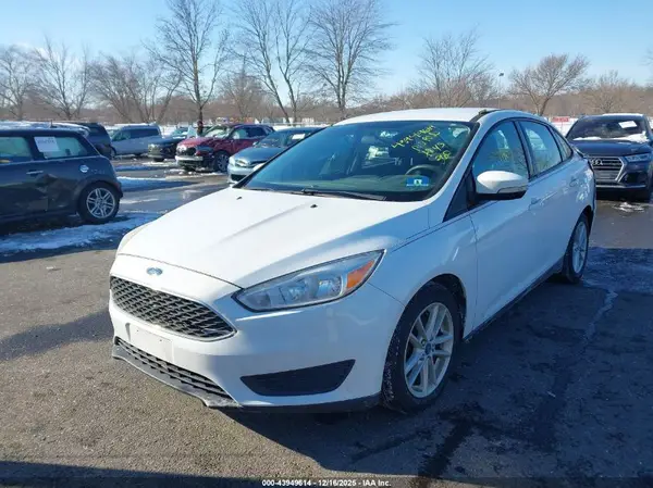 1FADP3F25HL296477 2017 FORD FOCUS - Image 2